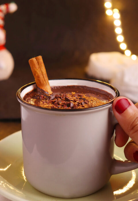 warm-chocolate-smoothie-for-winters