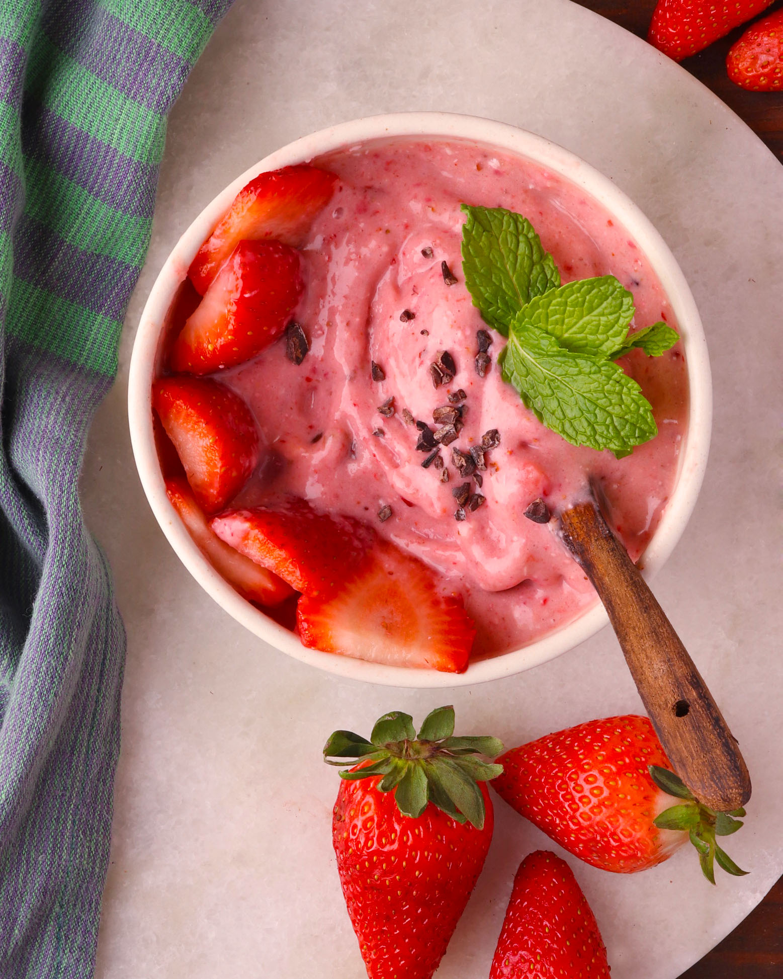 Vegan strawberry nice cream recipe