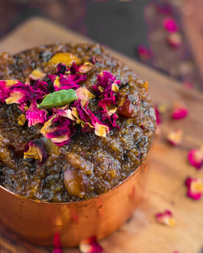 Chaulai Amaranth Halwa in a copper bowl on a wooden surface
